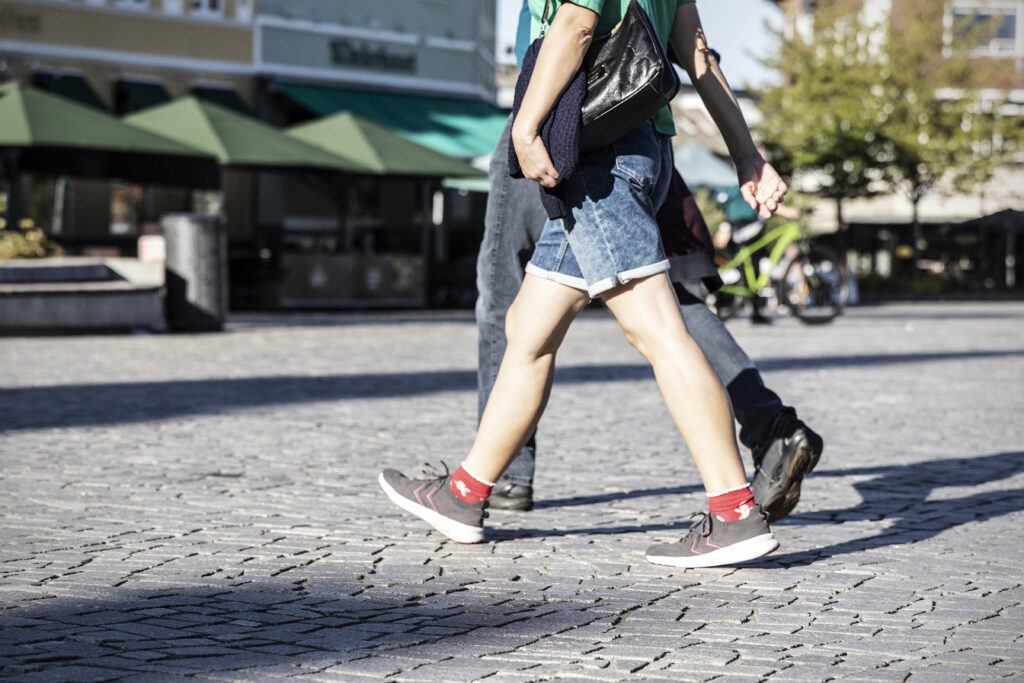 Lithomex styrkefuger anvendt mellem natursten på Torvet i Silkeborg